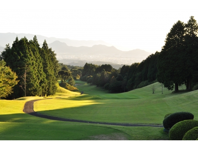 凾南ゴルフ倶楽部　箱根コース | 静岡県 | ゴルフ場予約ALBA Net | コース画像