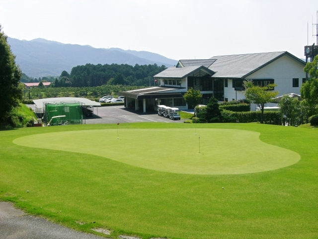 パインフラットゴルフクラブ | 愛知県 | ゴルフ場予約ALBA Net | 施設画像
