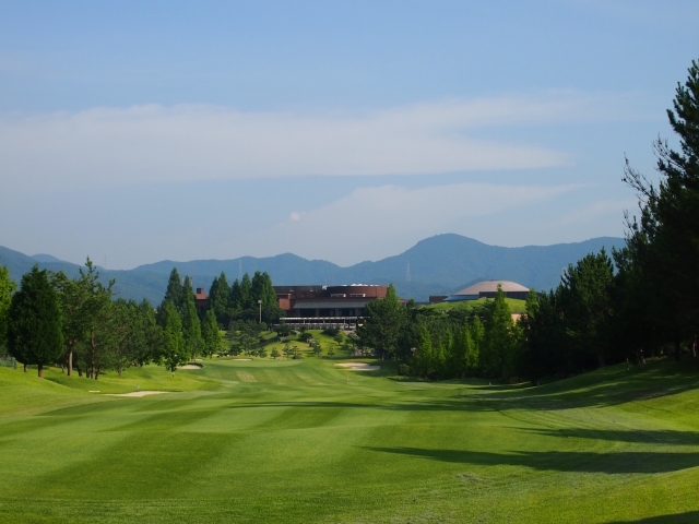 ロータリーゴルフ倶楽部 | 兵庫県 | ゴルフ場予約ALBA Net | コース画像